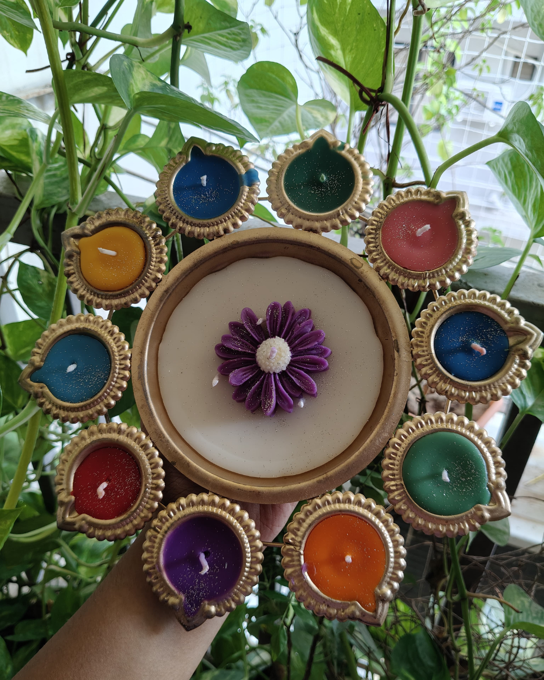 Urli - 10 diya Urli candle